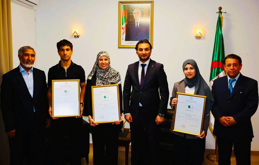 بمناسبة عيد الاستقلال: سفارة الجزائر بسراييفو تكرّم نخبة من الكفاءات والطلبة المتفوقين من أبناء الجالية