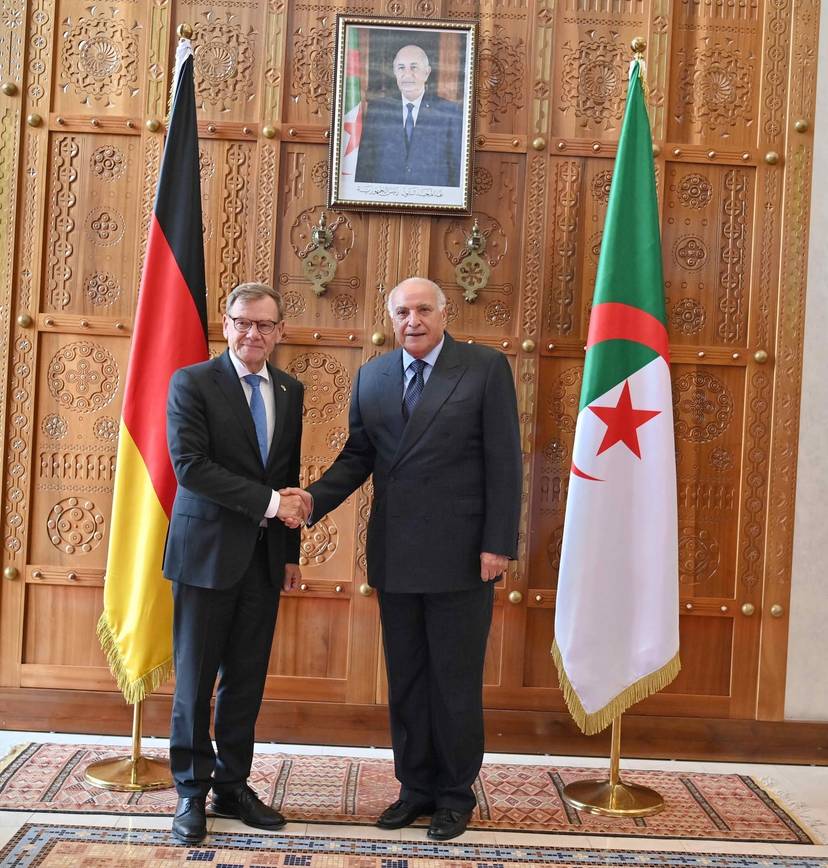 M. Ahmed Attaf reçoit le Ministre allemand des Affaires Étrangères en visite de travail en Algérie