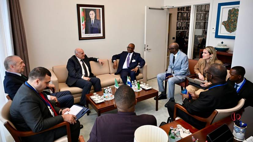 On Margins of UNGA: Minister of State Ahmed Attaf Holds Talks with Sierra Leonean Counterpart Mohamed Rahman Swaray