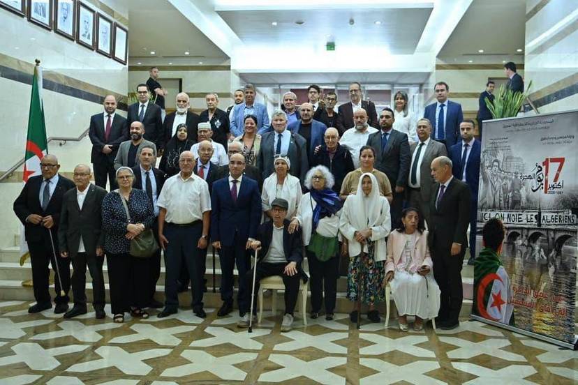 كاتب الدولة سفيان شايب يشرف على حفل استقبال وفد من أبناء الجالية المشارك في إحياء اليوم الوطني للهجرة