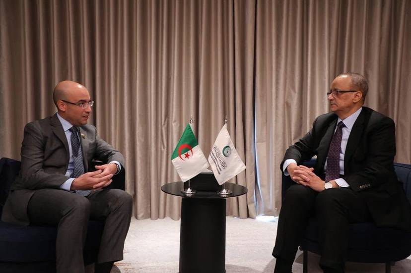 On the Sidelines of the OIC in Baghdad: State Secretary Sofiane Chaib Meets with the OIC Secretary-General and Counterparts from Iran and Tajikistan